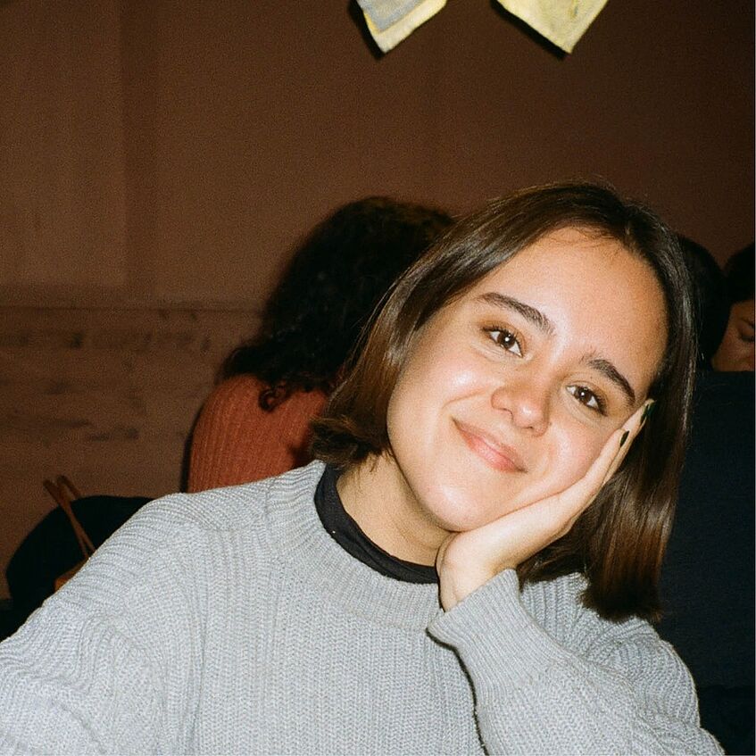 Profilfoto Yolanda Oyuela Flores mit Link zum u:find Eintrag